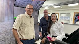טלי גוטליב במרכז הסימולטורים, צילום: מוס"ל יח"צ